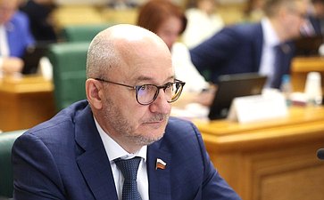 Олег Цепкин