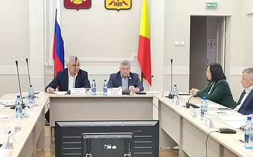 Баир Жамсуев и Сергей Михайлов в ходе работы в регионе оценили ход строительства и реконструкции социальных объектов в Чите