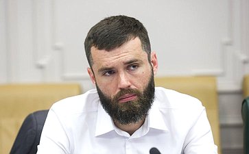 Круглый стол на тему «О перспективах развития и мерах поддержки территорий с высоким научно-техническим потенциалом»