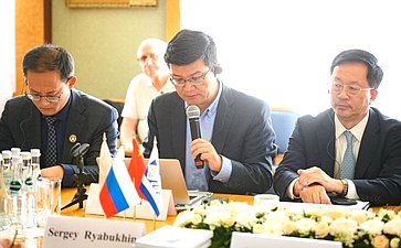 Сергей Рябухин принял участие в работе XII российско-китайского экономического диалога в г. Москве