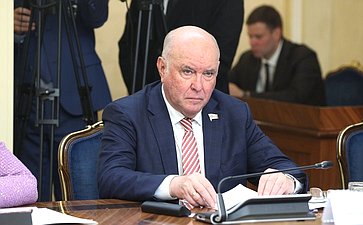 Григорий Карасин