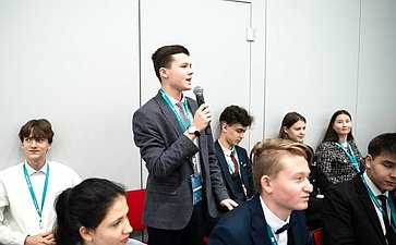 Григорий Карасин выступил на сессии IX Форума молодых дипломатов стран ОИС. Мероприятие проходит в рамках XVI Международного экономического форума «Россия – Исламский мир: KazanForum» в Казани