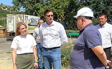 Дарья Лантратова встретилась с вдовами участников СВО и почтила память погибших детей Донбасса
