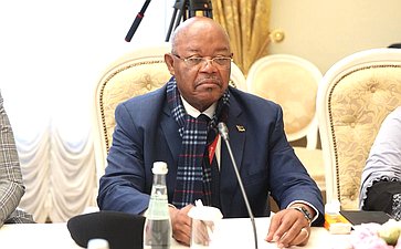 Встреча Валентины Матвиенко с Председателем Ассамблеи Республики Мозамбик Маргаридой Талапой