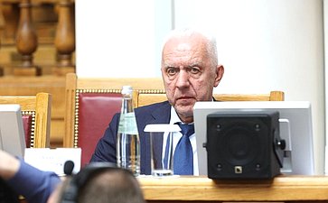 Пленарное заседание XI Невского международного экологического конгресса
