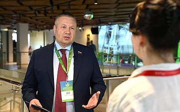 Пресс-подход Дениса Гусева
