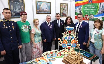 Василий Голубев совместно с врио губернатора области Юрием Слюсарем принял участие в работе Регионального межэтнического форума