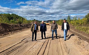 Сергей Мартынов посетил Сернурский район, чтобы лично оценить темпы и качество строительства