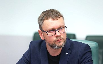 Круглый стол на тему «Инструменты развития производства малотоннажной химии в условиях санкционного давления»