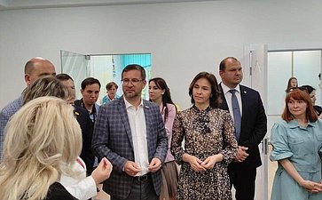 Николай Владимиров принял участие в открытии первого в Чувашии центра социальных услуг для семей с детьми