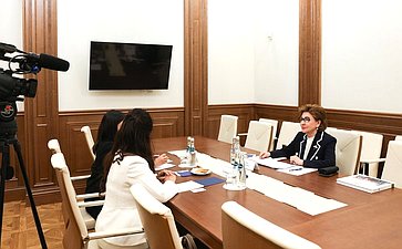 Галина Карелова провела в Совете Федерации встречу с одной из ведущих женщин-предпринимательниц Вьетнама – Ле Хоанг Зиеп Тхао