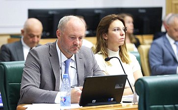 Совещание Комитета СФ по экономической политике по вопросу консервации объектов культурного наследия, находящихся в неудовлетворительном состоянии, относящихся к федеральной собственности