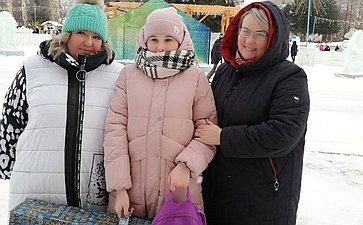 Ольга Епифанова приняла участие во Всероссийской благотворительной акции «Ёлка желаний»