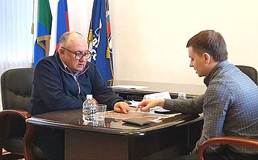 Андрей Базилевский провел прием граждан в г. Хабаровске