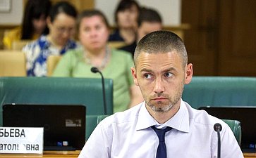 Заседание Комитета Совете Федерации по федеративному устройству, региональной политике, местному самоуправлению и делам Севера