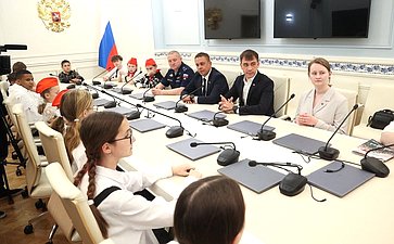 Встреча Айрата Гибатдинова со школьниками Ульяновской области