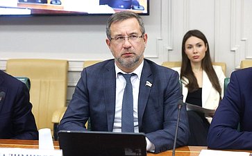 Николай Владимиров