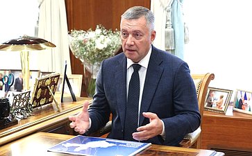 Валентина Матвиенко провела встречу с губернатором Иркутской области Игорем Кобзевым