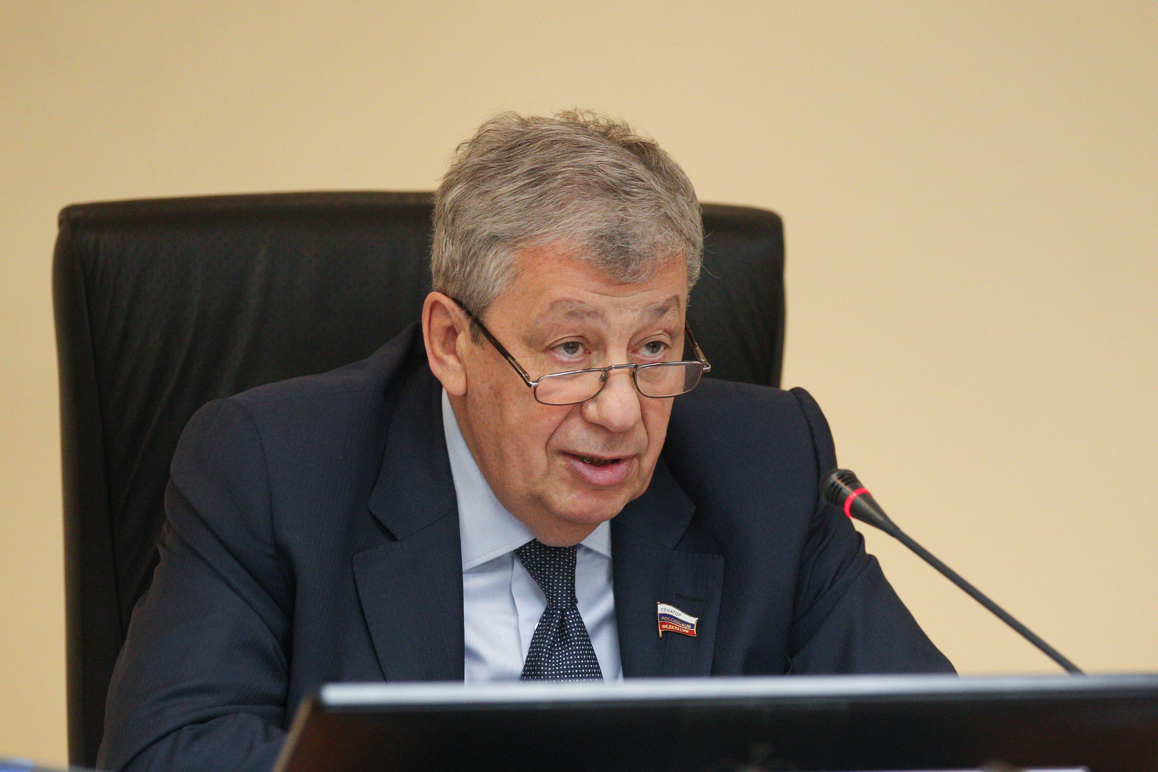 А. Чернецкий провел парламентские слушания на тему «Актуальные вопросы ...