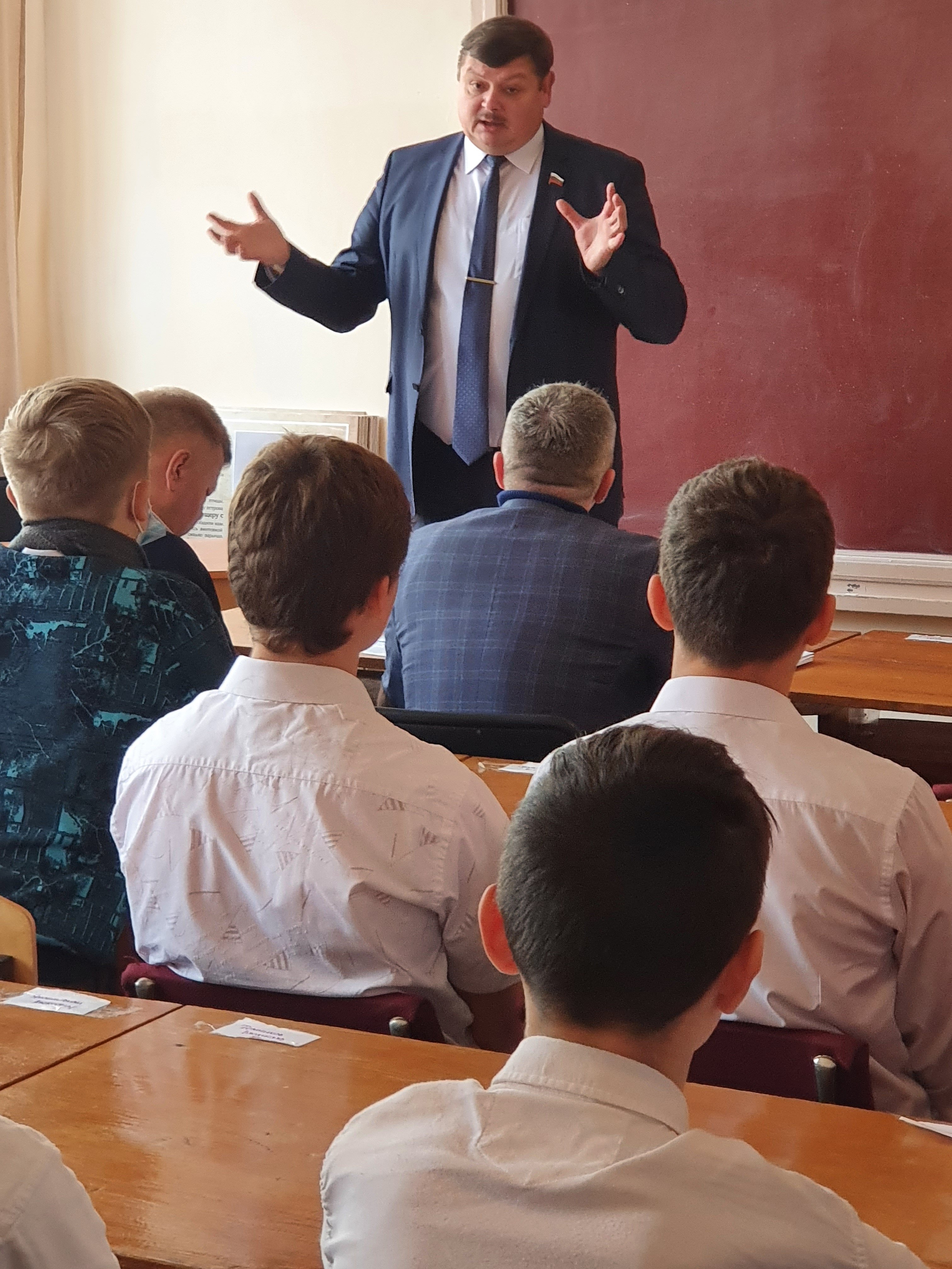 С. Колбин: История Севастополя – это история героев, известных и ...