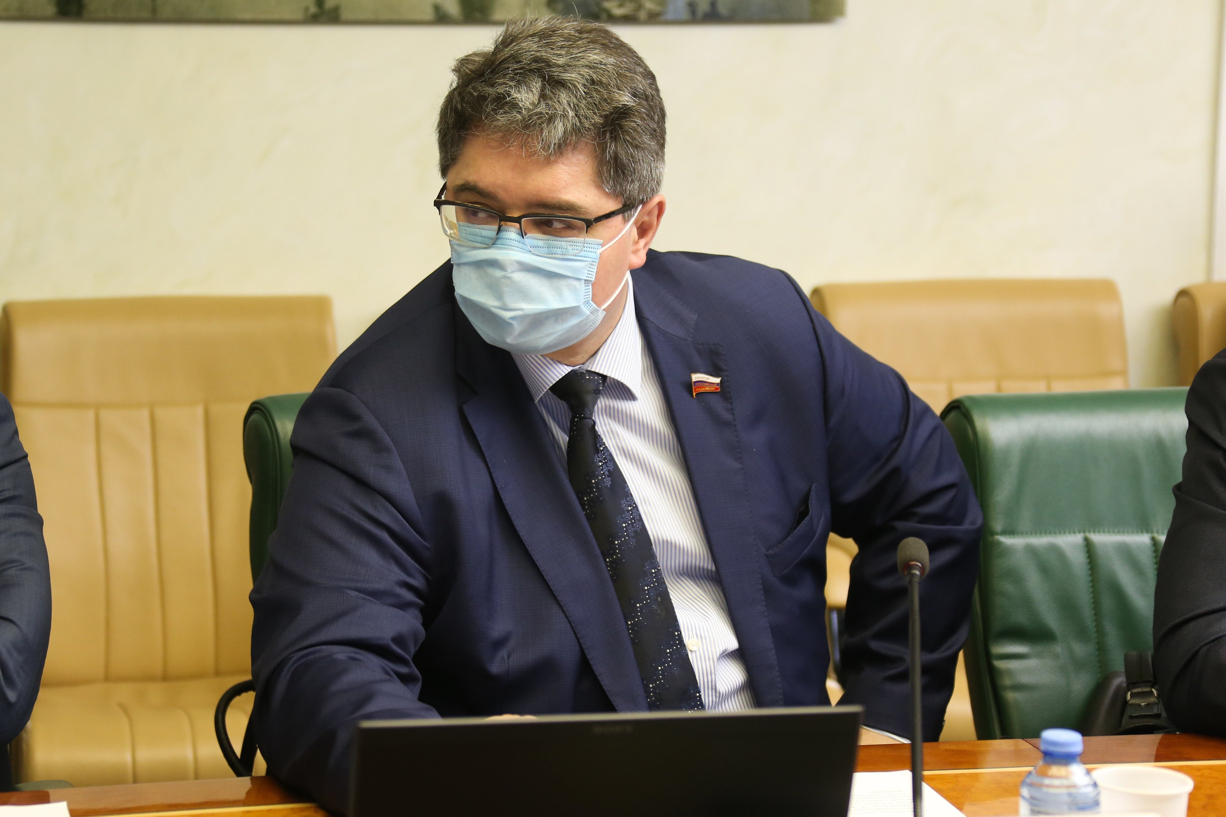 Комитет СФ по экономической политике поддержал упрощение процедуры ...