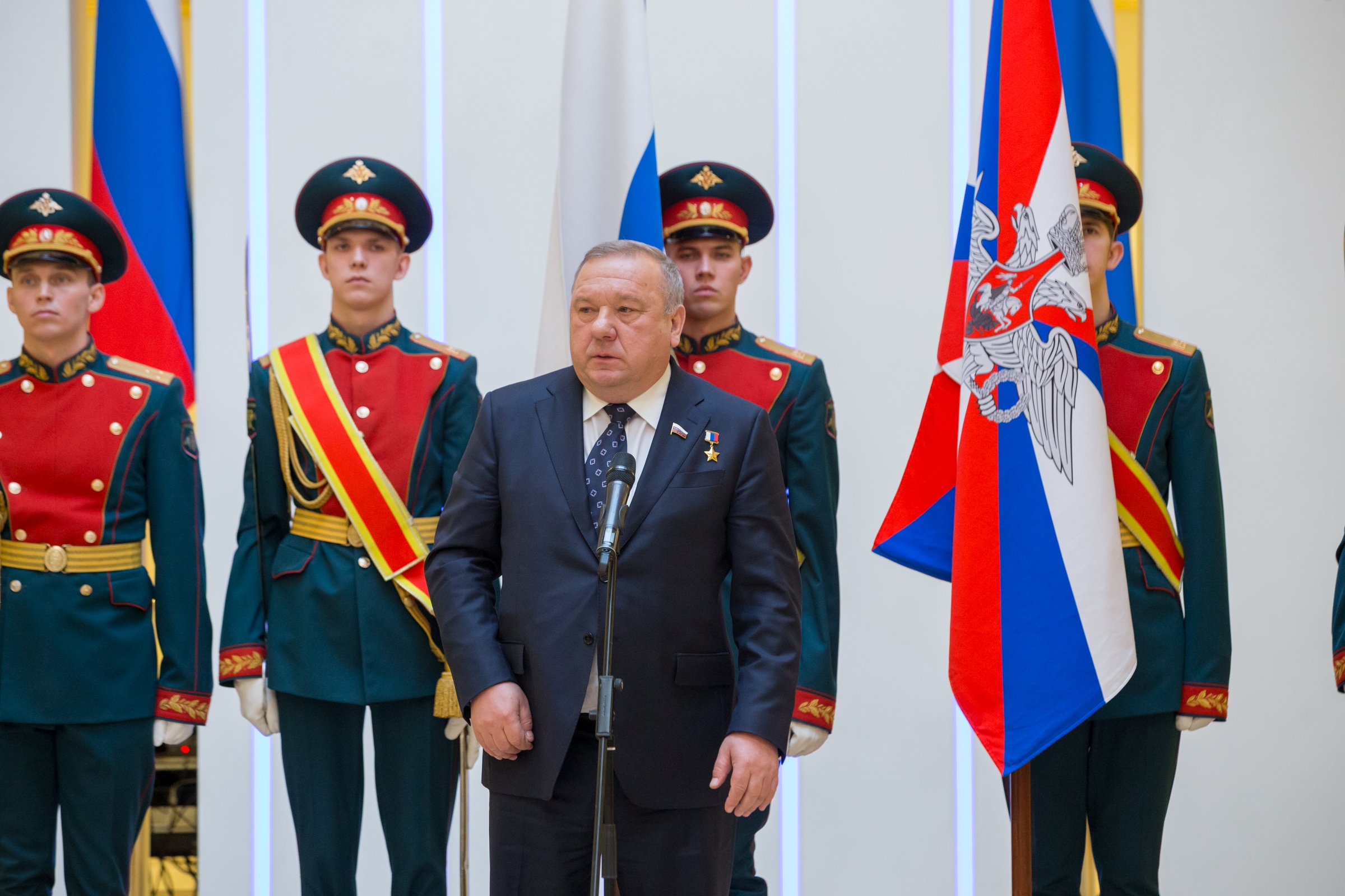 В. Матвиенко: Наши солдаты и офицеры честно и мужественно выполняли ...