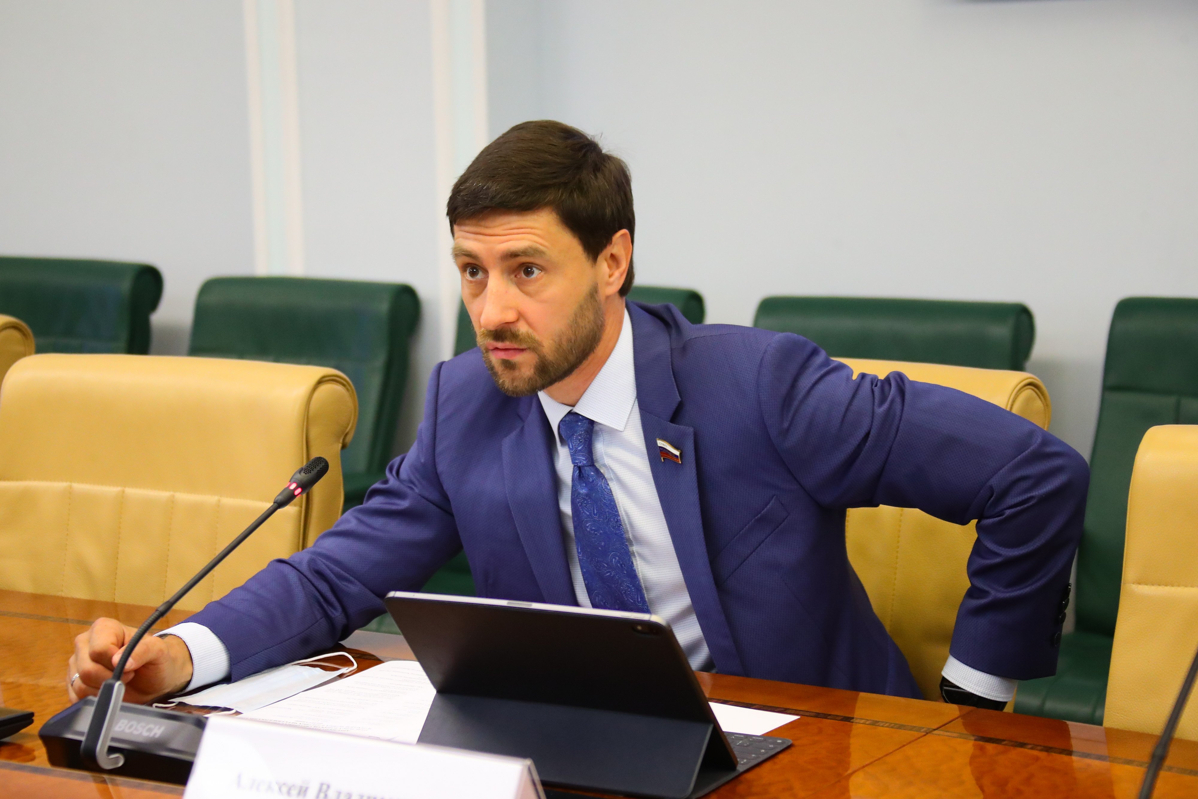 А. Синицын провел «круглый стол», посвященный вопросам обращения лома и ...