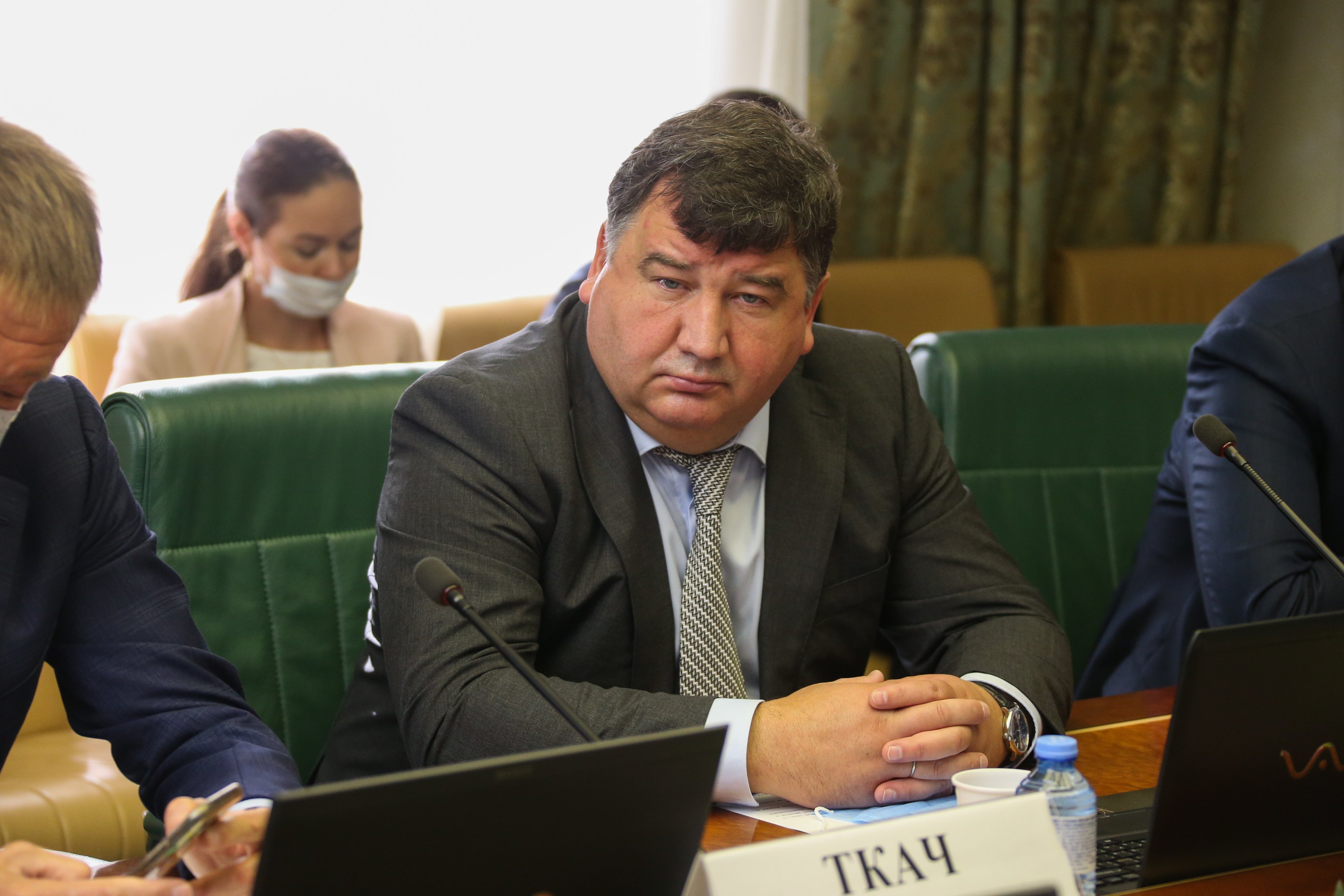 Комитет СФ по экономической политике заслушал доклад Министра ...