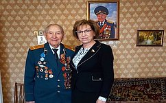В преддверии праздника Великой Победы, сенатор Людмила Скаковская встретилась с ветеранами Великой Отечественной войны, проживающими в Твери