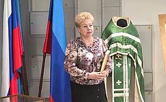 О. Бас посетила в ЛНР выставку, посвященную первому архиерею Луганщины – архиепископу Никону