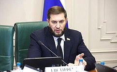 И. Евстифеев: Необходимо найти такие решения, чтобы вузы в тесной связке с бизнесом готовили молодых специалистов ИТ-сферы «под ключ»