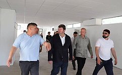Г. Ягубов ознакомился с ходом строительства новых социальных объектов в Ставропольском крае