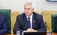 В. Голубев провёл приём жителей Ростовской области