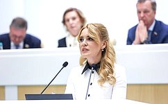 Продлены сроки действия отдельных документов граждан, проживающих в воссоединенных регионах