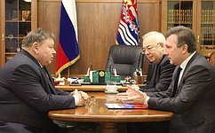 В. Васильев и В. Бочков на встрече с губернатором Ивановской области обсудили законы, одобренные на заседании Совета Федерации