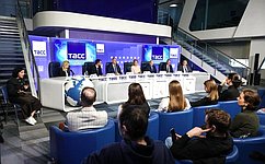 Заместитель Председателя Совета Федерации Инна Святенко приняла участие в пресс-конференции, приуроченной ко Всемирному дню слуха и посвященная вопросам современных методов диагностики, лечения и реабилитации пациентов с нарушениями слуха