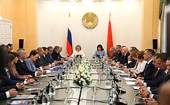 В. Матвиенко и Н. Кочанова встретились с руководителями органов госвласти регионов России и Беларуси