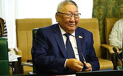 Е. Борисов провел заседание Девятого Всероссийского съезда сельскохозяйственных кооперативов