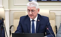 В. Калашников: Морские порты Арктической зоны определят экономику Трансарктического транспортного коридора