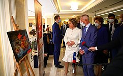 В. Матвиенко открыла выставку «Великая Отечественная война 1941 – 1945 годов в произведениях мастеров народных художественных промыслов России»