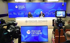 В пресс-центре МИА «Россия сегодня» состоялась пресс-конференция первого заместителя председателя Комитета СФ по обороне и безопасности Владимира Чижова, в ходе которой были обсуждены актуальные вопросы повестки ЕС и НАТО на фоне заявлений и решений представителей администрации США