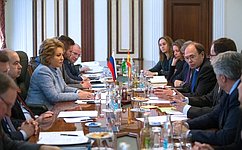 В. Матвиенко: В Совете Федерации заинтересованы в развитии диалога с испанскими парламентариями