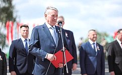 Ю. Воробьев: Молодежь должна дальше передавать эстафету памяти о Великой Победе