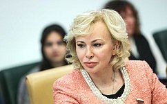 О. Ковитиди провела прием по вопросам социальной поддержки крымчан