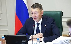 А. Двойных: Поддержали изменения в законы в сфере деятельности фермерских хозяйств, землеустройства, садоводства и огородничества
