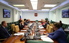 Проблемы правового регулирования оценочной деятельности рассмотрели в Совете Федерации