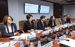 Сенаторы и эксперты обсудили вопросы производства и оборота специальных продуктов лечебного питания в России