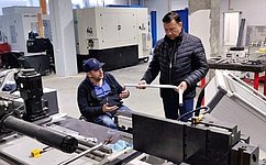 А. Ролик ознакомился с работой в Приморском крае предприятий, занимающихся обеспечением участников СВО средствами протезирования и реабилитации