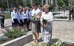 О. Бас почтила память детей – жертв войны в Донбассе