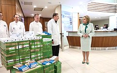 В. Матвиенко посетила Военно-медицинскую Академию им. С.М. Кирова и передала партию современных материалов для перевязки